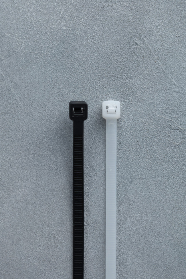 Хомут нейлоновый GR fix 4*300 черный (100 штук)